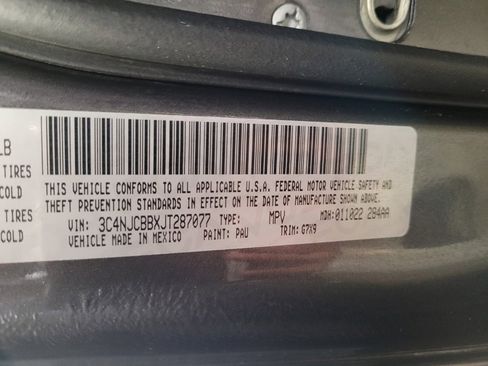 Used 2018 Jeep Compass Latitude w/ Popular Equipment Group FWD image 33