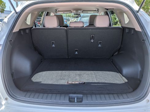Used 2019 Hyundai Tucson Value w/ Cargo Package FWD image 13
