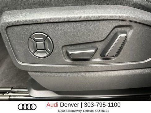 Used 2025 Audi Q5 Premium w/ Convenience Package AWD/4WD image 12