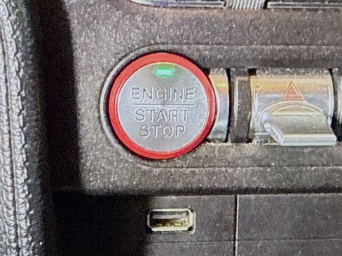 Used 2018 Ford Mustang Premium image 21