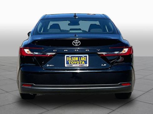 Used 2025 Toyota Camry LE FWD image 4