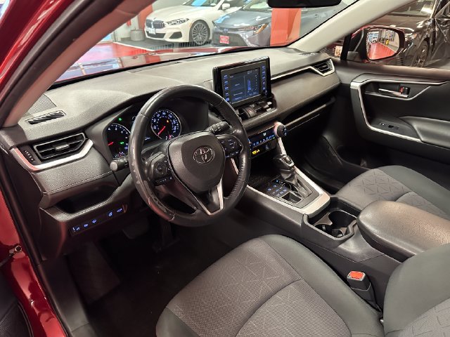 Used 2019 Toyota RAV4 XLE w/ Convenience Package AWD/4WD image 11