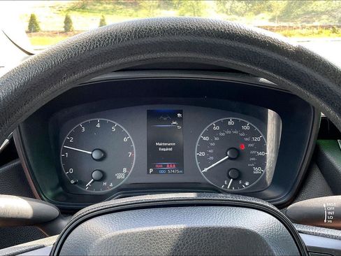Used 2024 Toyota Corolla LE FWD image 19