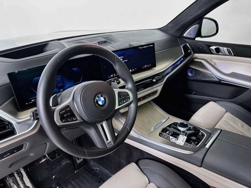 Used 2024 BMW X7 M60i w/ Executive Package AWD/4WD image 4