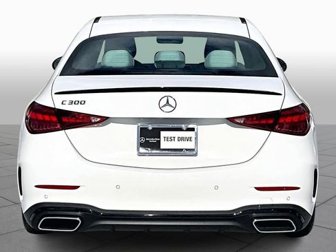 Used 2025 Mercedes-Benz C 300 Sedan image 4