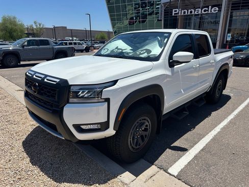 Certified 2025 Nissan Frontier PRO-4X w/ Tow Package AWD/4WD image 1