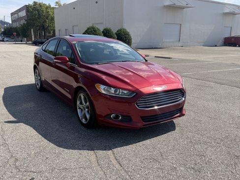 Used 2013 Ford Fusion SE FWD image 27