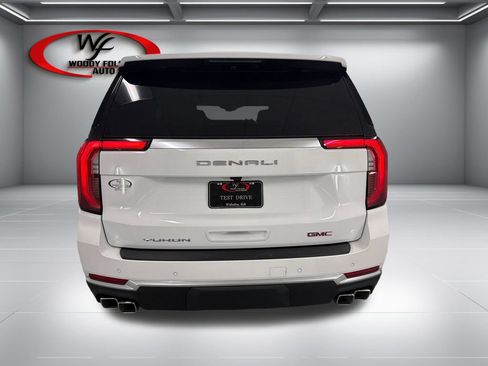New 2026 GMC Yukon Denali w/ LPO, Floor Liner Package RWD image 7