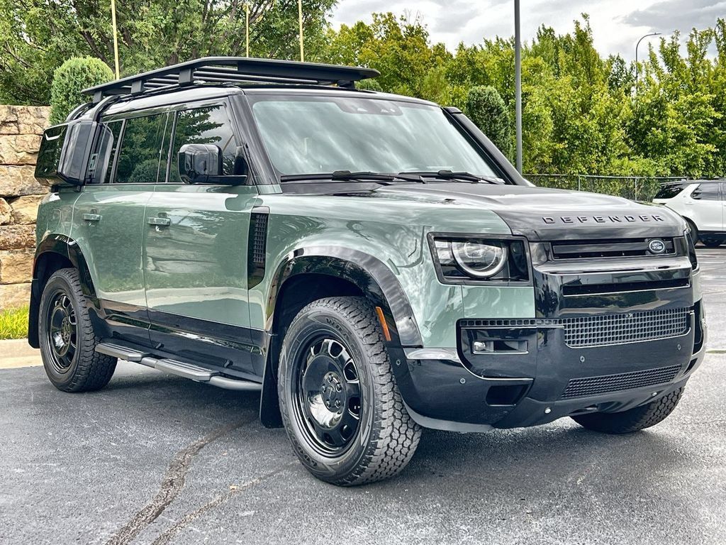 New 2026 Land Rover Defender 110 AWD/4WD image 7