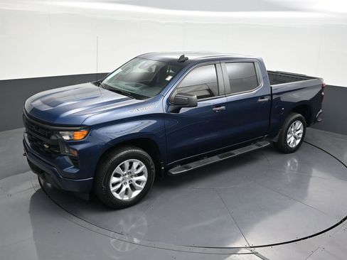 Used 2023 Chevrolet Silverado 1500 Custom image 15