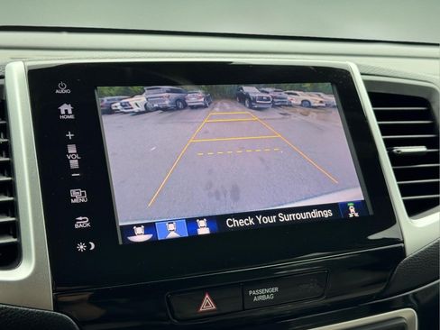 Used 2017 Honda Pilot Elite image 25