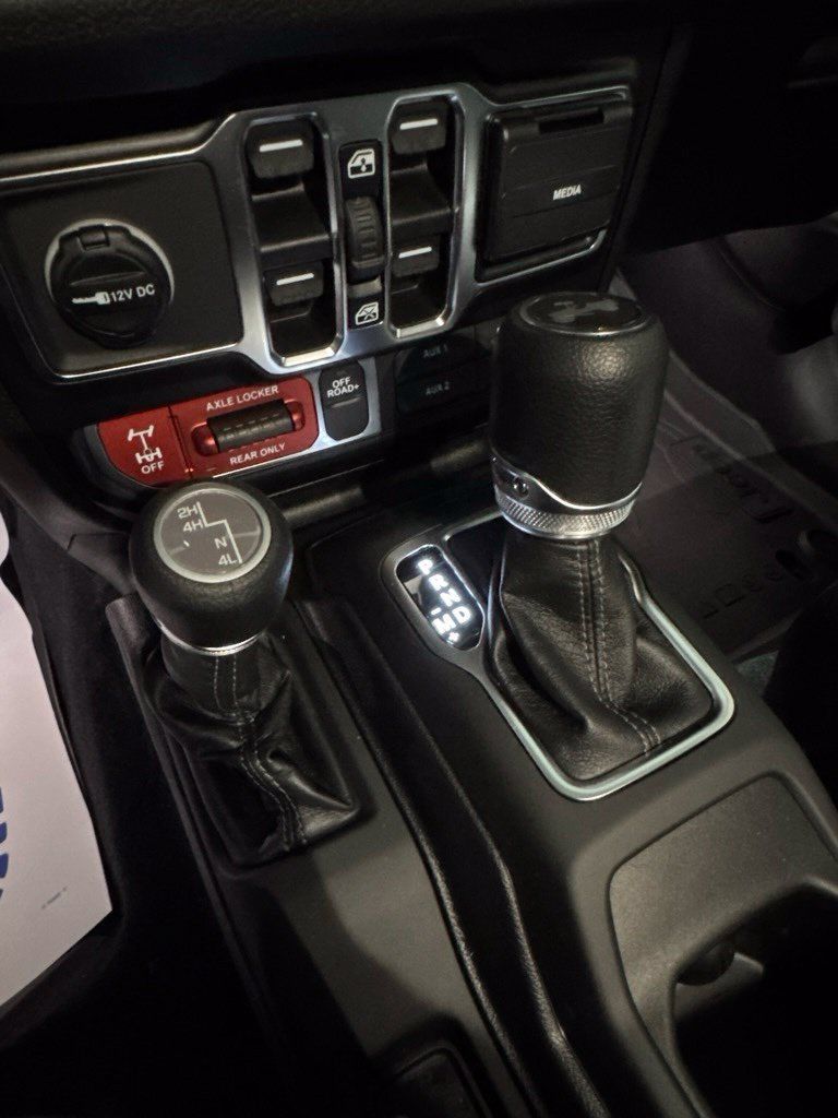 New 2026 Jeep Wrangler Unlimited Sport AWD/4WD image 11