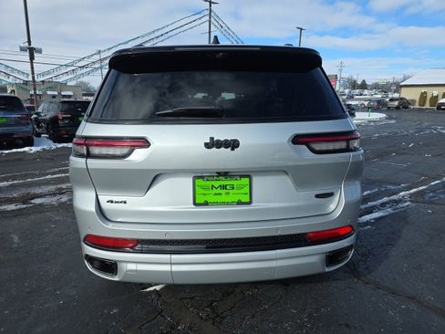 Used 2024 Jeep Grand Cherokee L Summit image 5