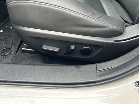 Used 2022 MAZDA MAZDA3 s AWD/4WD image 22