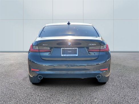 Used 2021 BMW 330i xDrive Sedan image 5