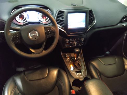 Used 2022 Jeep Cherokee Trailhawk w/ Comfort/Convenience Group image 22