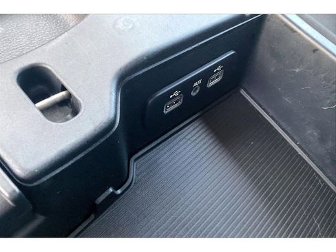 Used 2018 RAM 1500 Laramie image 33