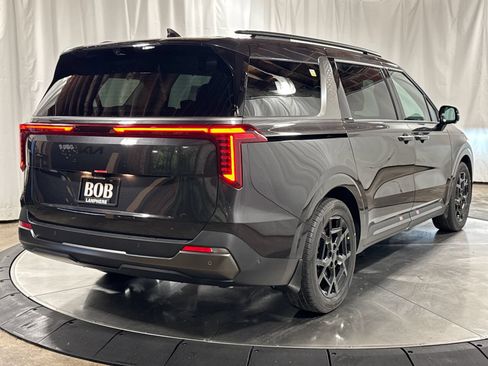 New 2026 Kia Carnival SX Prestige FWD image 8