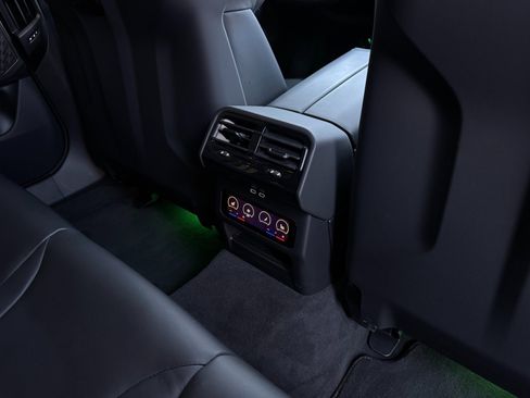 Used 2025 BMW M5 Touring image 34