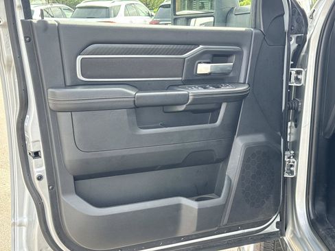 Used 2026 RAM 2500 Big Horn AWD/4WD image 10