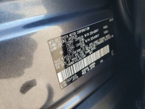 Used 2025 Toyota RAV4 XLE AWD/4WD image 24