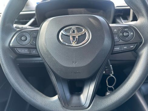 Used 2023 Toyota Corolla LE image 18