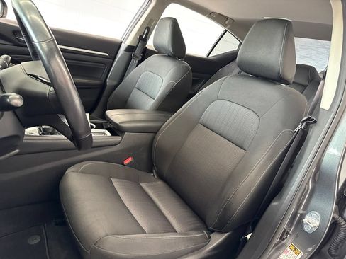 Used 2023 Nissan Altima 2.5 SV w/ SV Premium Package FWD image 15