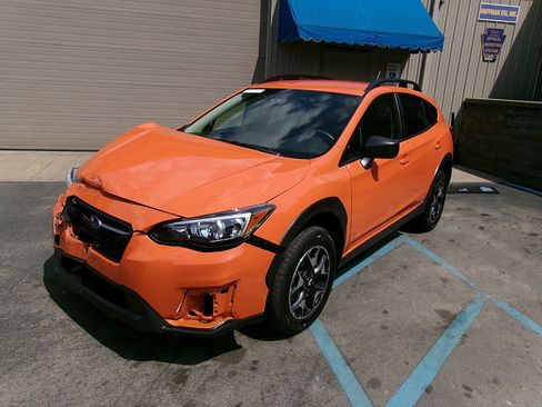 Used 2019 Subaru Crosstrek 2.0i w/ Eyesight System image 1