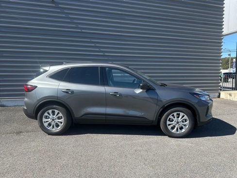 New 2026 Ford Escape Active FWD image 2