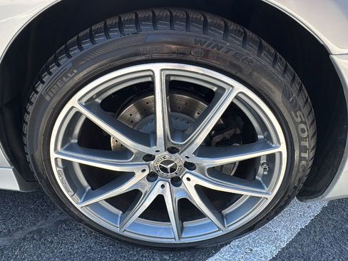 Used 2018 Mercedes-Benz S 560 4MATIC Sedan image 17