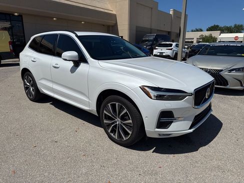 Used 2022 Volvo XC60 B5 Momentum w/ Advanced Package AWD/4WD image 1