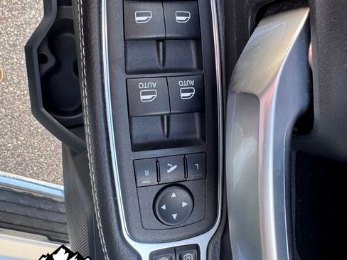 Used 2024 RAM 3500 Big Horn image 16