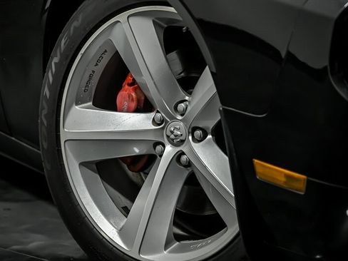 Used 2010 Dodge Challenger SRT8 w/ SRT Option Group II RWD image 3