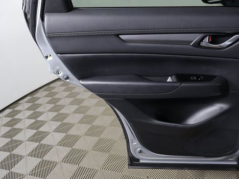 Used 2019 MAZDA CX-5 Touring image 21