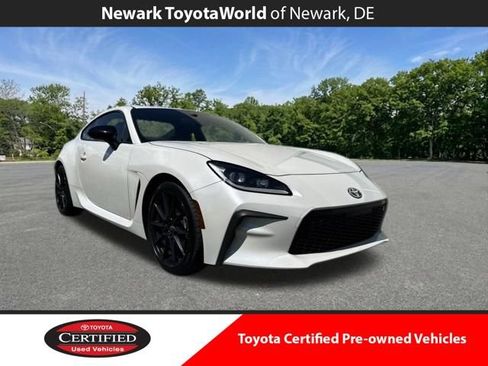Used 2022 Toyota GR86 Premium w/ ALL Weather Mat Package (TMS) RWD image 1