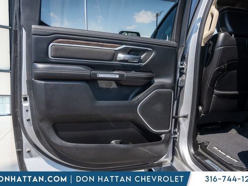 Used 2020 RAM 1500 Laramie AWD/4WD image 22