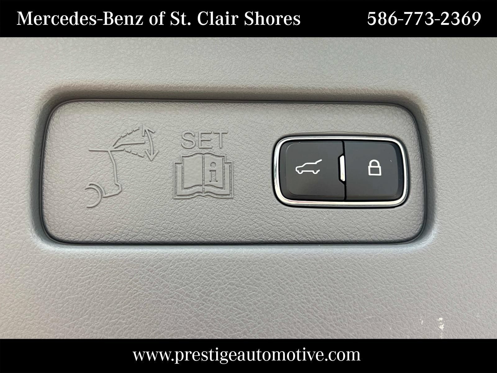 Used 2020 Lincoln Aviator Reserve w/ Equipment Group 201A RWD image 14