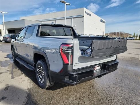 New 2026 GMC Sierra EV Elevation image 7
