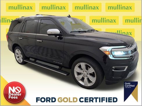 Used 2023 Ford Expedition Platinum AWD/4WD image 1