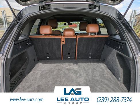 Used 2019 Mercedes-Benz GLC 43 AMG 4MATIC SUV w/ Multimedia Package image 10