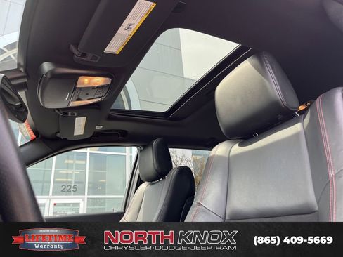 Used 2022 Dodge Durango R/T w/ Trailer Tow Group IV AWD/4WD image 12