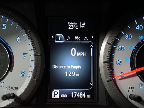 Certified 2020 Toyota Sienna SE FWD image 16