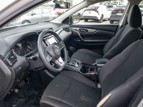 Used 2019 Nissan Rogue Sport S w/ Appearance Package FWD image 16