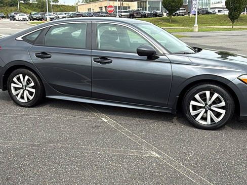 Used 2024 Honda Civic LX image 3