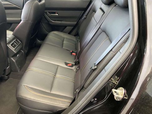 Used 2025 MAZDA CX-50 AWD 2.5 Hybrid w/ Premium Pkg image 16