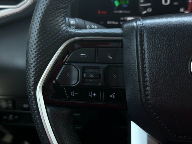 Used 2025 Toyota Tundra Platinum AWD/4WD image 25