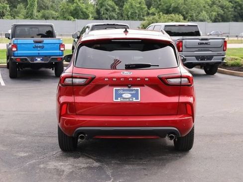 Used 2023 Ford Escape ST-Line w/ Tech Pack #1 FWD image 6