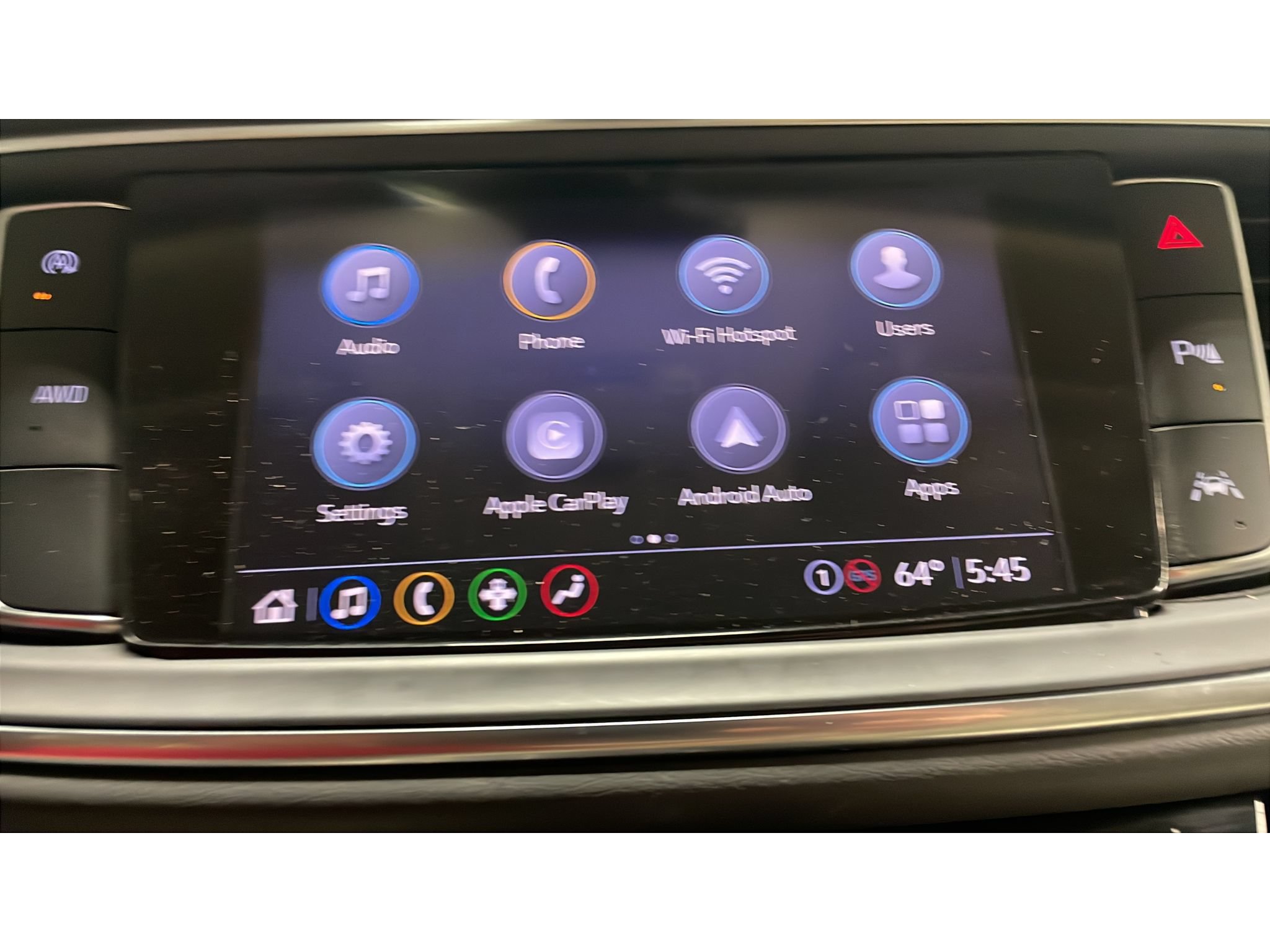 Used 2023 Buick Enclave Essence AWD/4WD image 12