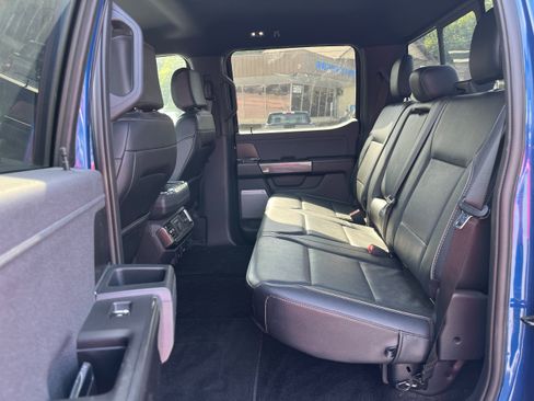 Used 2022 Ford F150 Lariat w/ Equipment Group 502A High AWD/4WD image 11