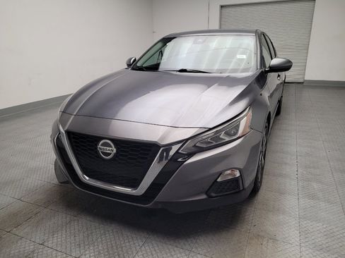 Used 2021 Nissan Altima 2.5 SV FWD image 15